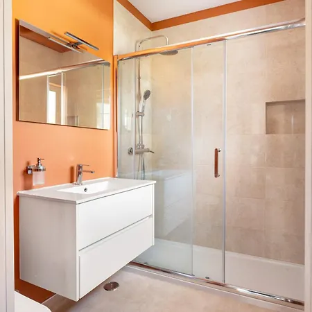 Quinta Flamingos - Live, Work, Play Guest house Corroios