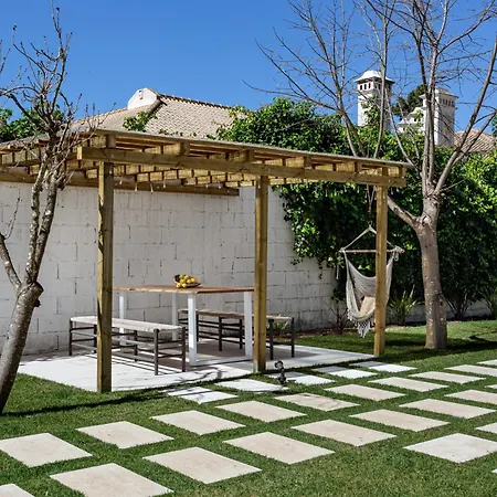 Guest house Quinta Flamingos - Live, Work, Play *