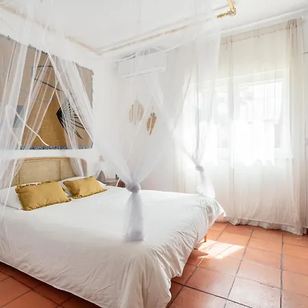 Guest house Quinta Flamingos - Live, Work, Play *